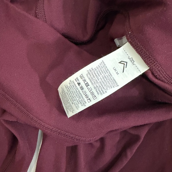 ONER ACTIVE SOFTMOTION HIGH WAISTED LEGGINGS GRAY LOGO CHERRY LACQUER PURPLE MED - Picture 7 of 9